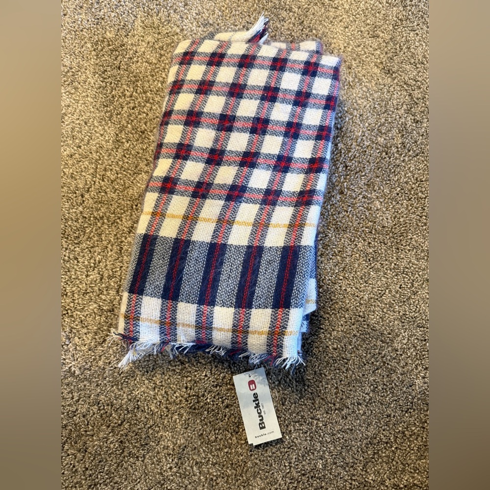 Plaid Scarf with Fringe